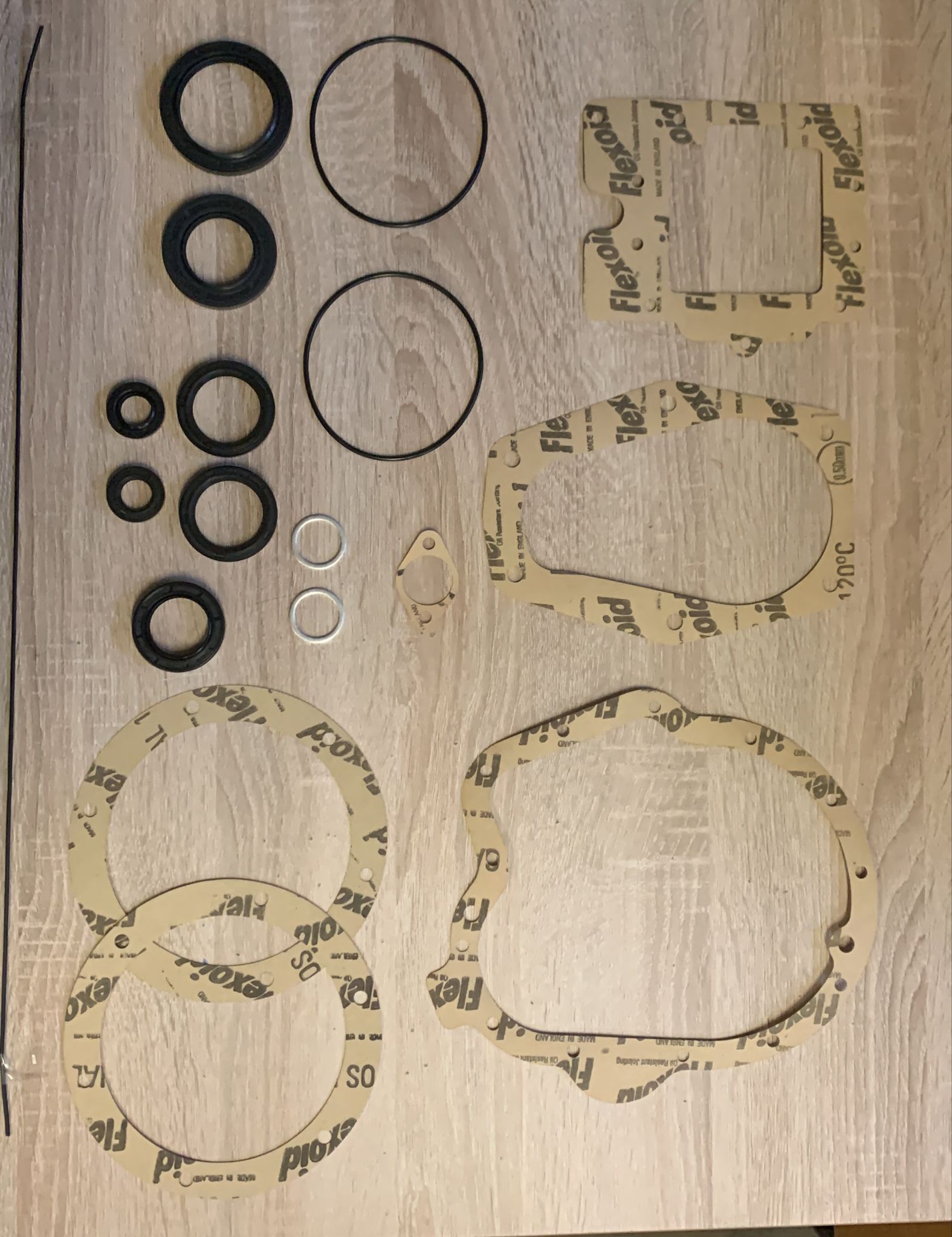 CAV8144 - GEARBOX GASKET SET FOR B24 CONVERTIBILE AND 5TH 6TH SERIES